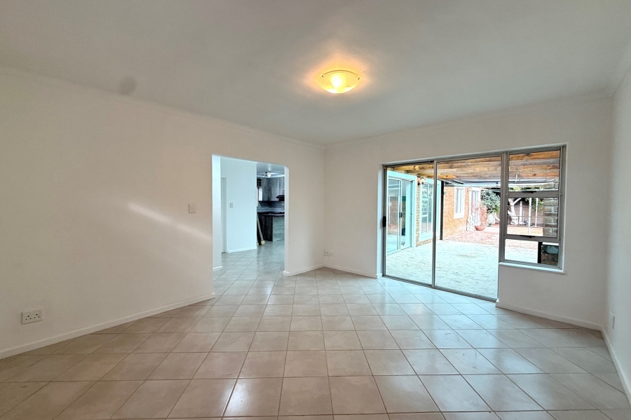 3 Bedroom Property for Sale in Tijgerhof Western Cape